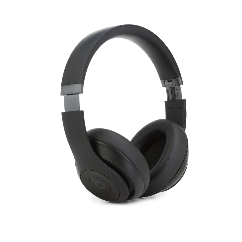 Beats Studio Pro  Auriculares Inalámbricos